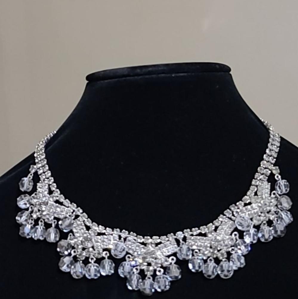 Price drop $160 Vtg. Rhinestone and crystal necklace
